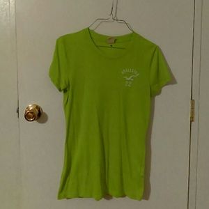 Hollister t shirt